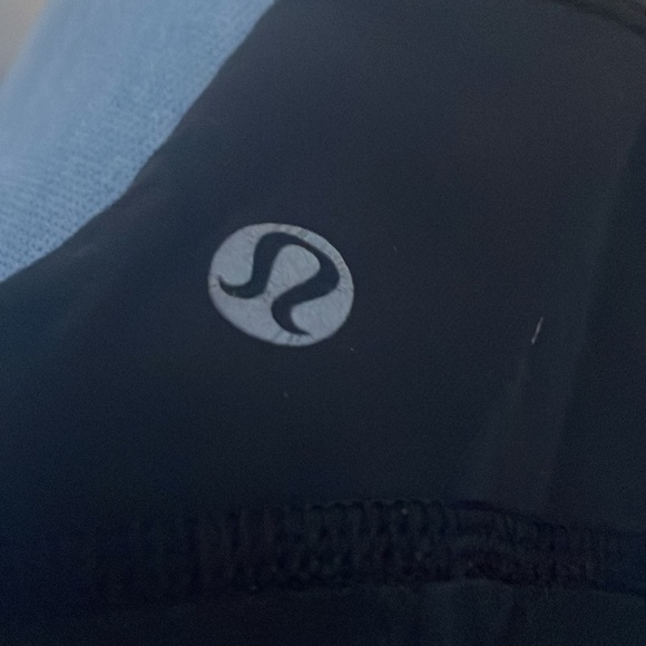 Lululemon D Black Crop Leggings-4 - Picture 4 of 5
